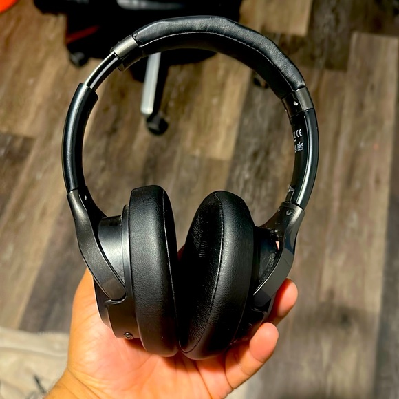 BERIBES HEADPHONES BLUETOOTH - Picture 1 of 8